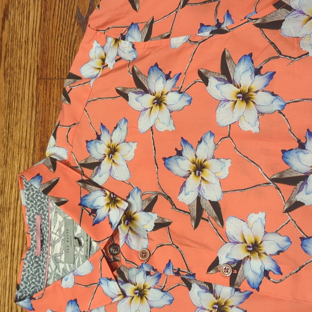 Mint Condition Ted Baker Button Up - image 2